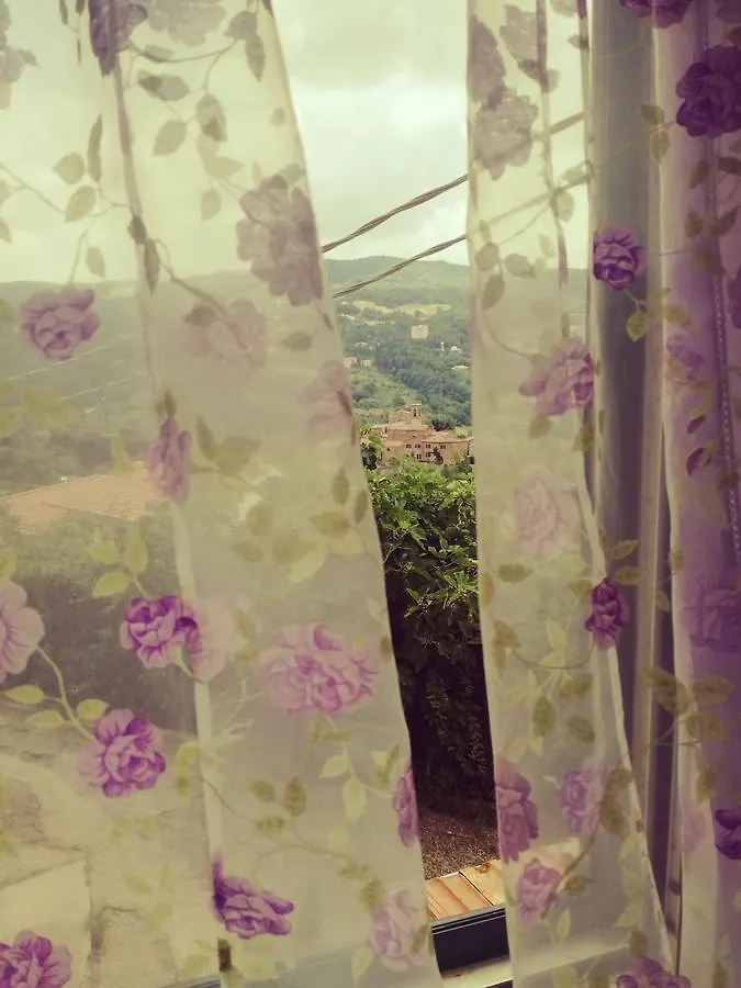 B&B La Rondinella Montecerboli 0*,  Italy